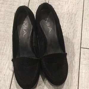 EUC Mia platform loafers